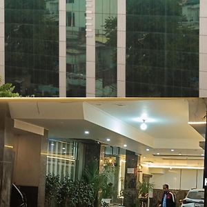 Hotel Wti Airport Grand Delhi